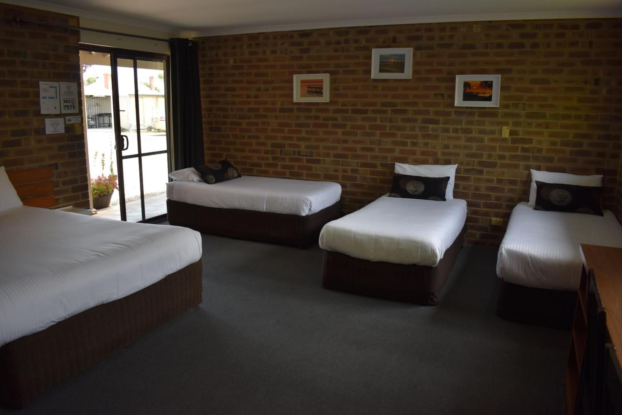 Lake Albert Motel Meningie Kültér fotó
